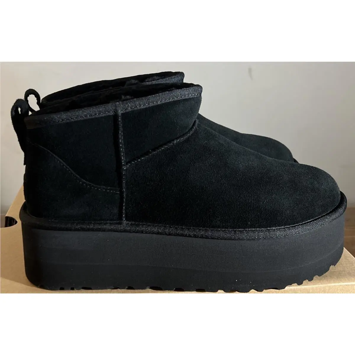 UGG shoes - UGG Classic Ultra Mini Platform 1135092 - Black 4