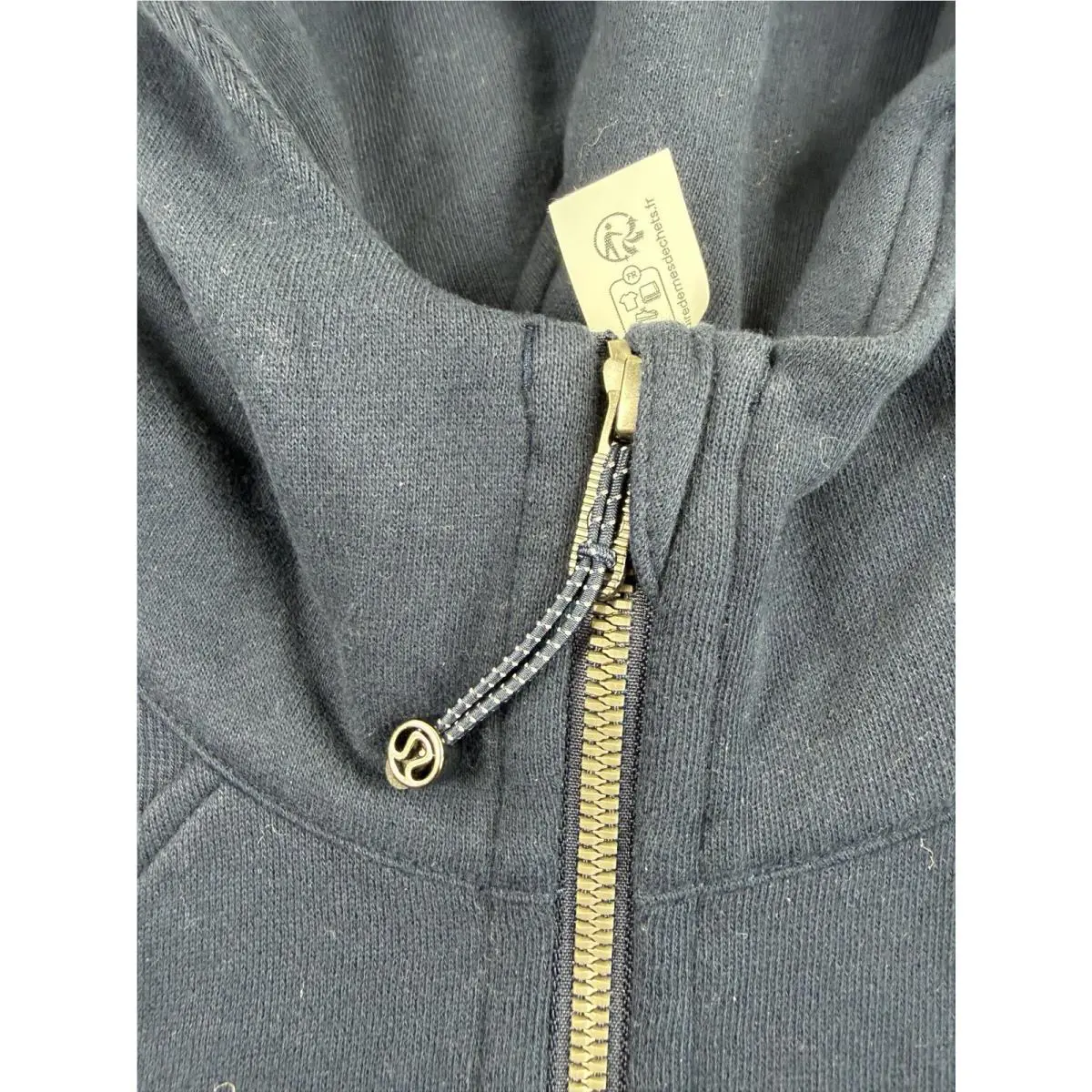 Lululemon clothing - Black 2
