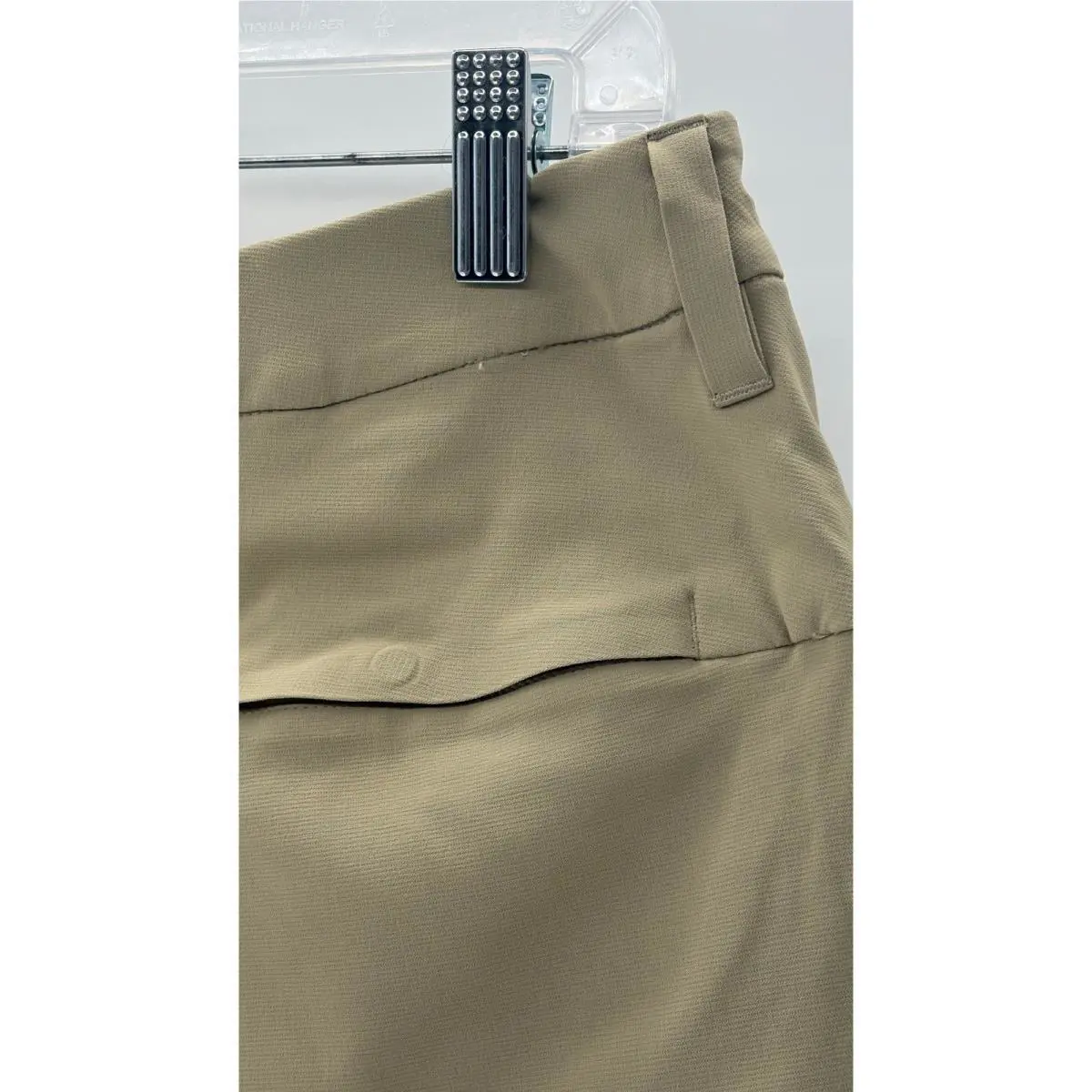 Lululemon clothing - Beige 4