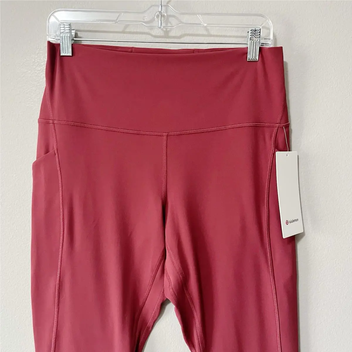 Lululemon clothing - Red 0