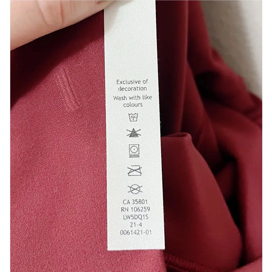 Lululemon clothing - Red 6
