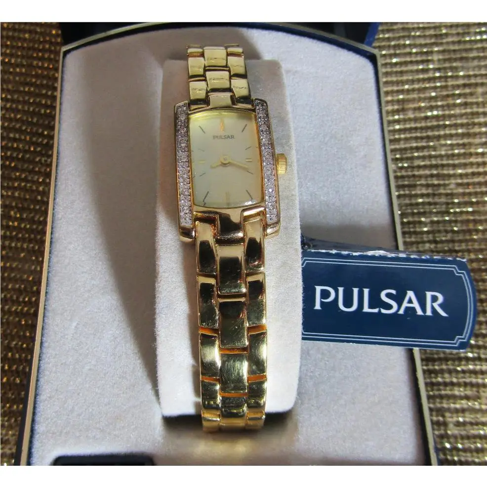 Pulsar Women V400-X201 Crystal Accents Gold Tone Quartz Analog 18mm Watch 7