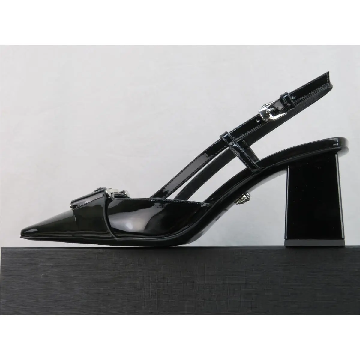 Versace shoes - 1015086 - 1015086 - Black (UPC: 8056204696077) 1