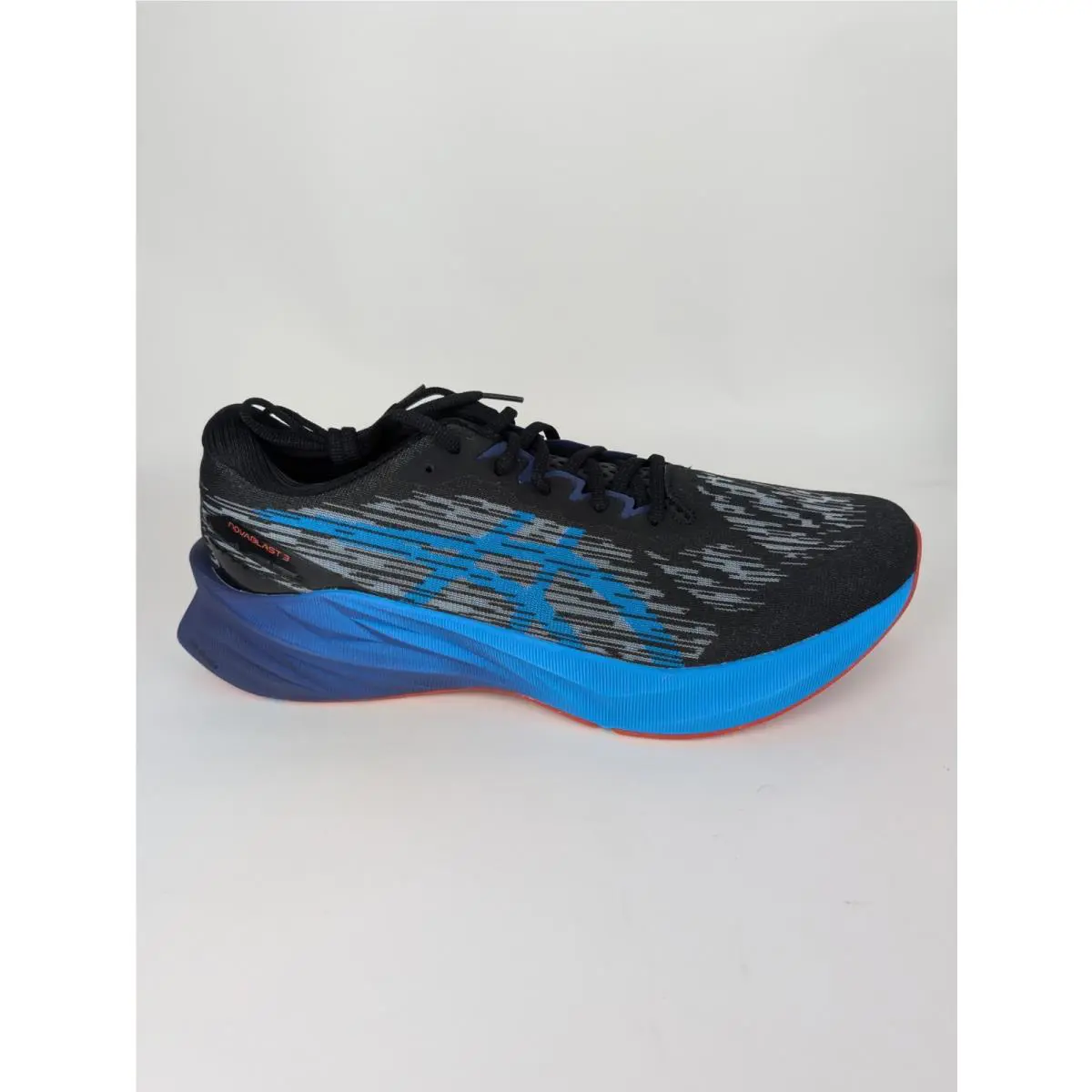 Asics Men`s Novablast 3 Running Shoes 12.5 US Black/island Blue 1011B458-004