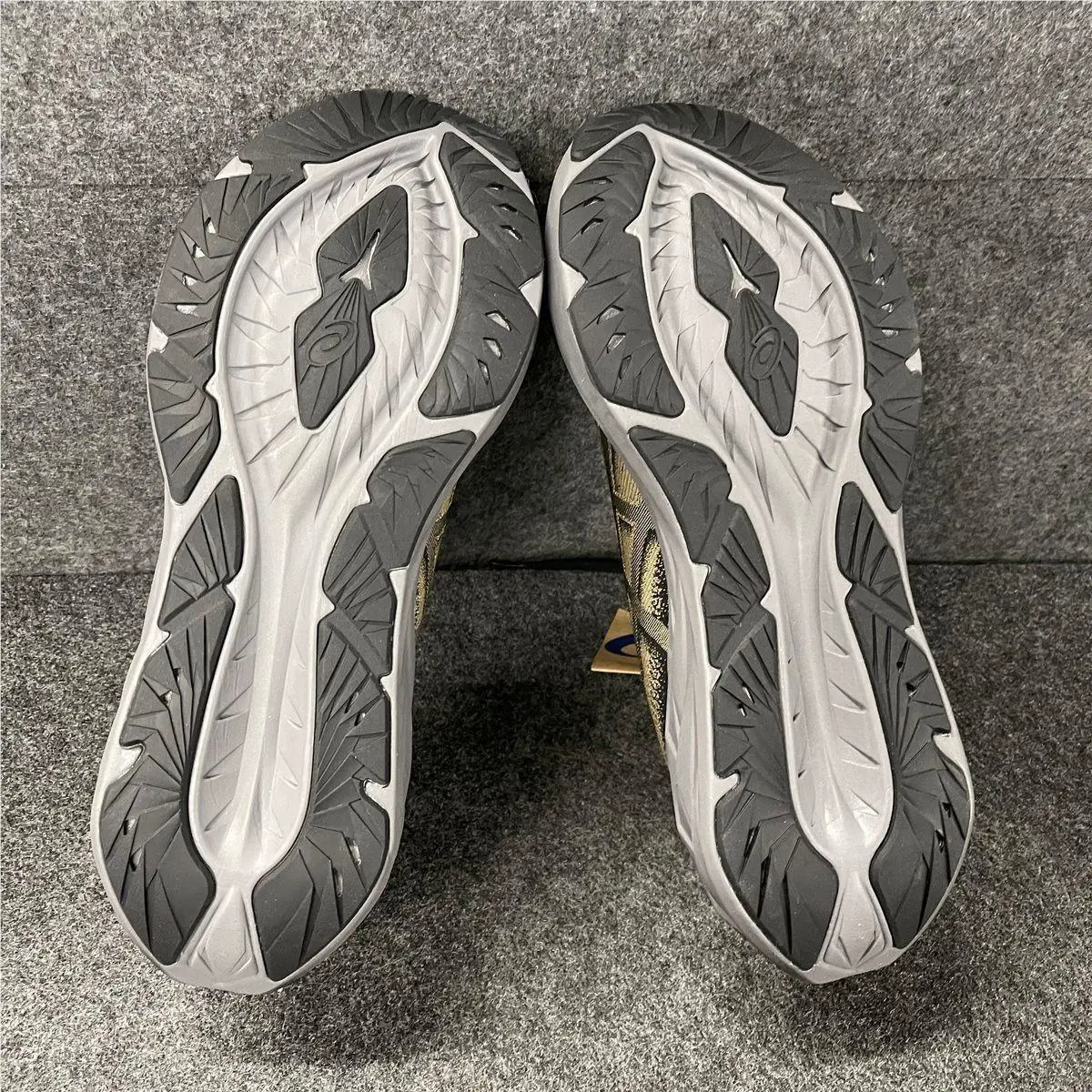 Asics shoes - VS185054 - vs-185054 - Black (UPC: 197298285094) 0