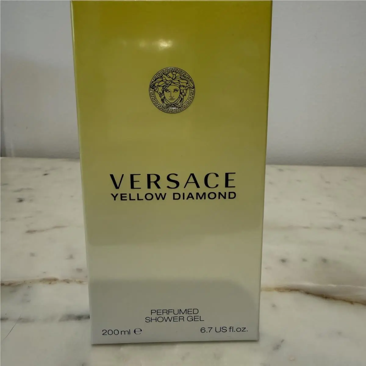 Versace Yellow Diamond Perfumed Shower Gel 200ml