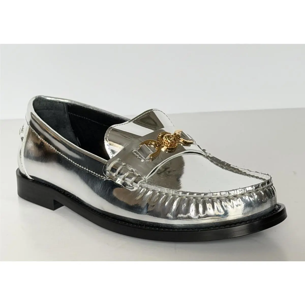 Versace Women’s Gold Medusa Silver Leather Loafers 7 US 37 Euro 1012123 IT