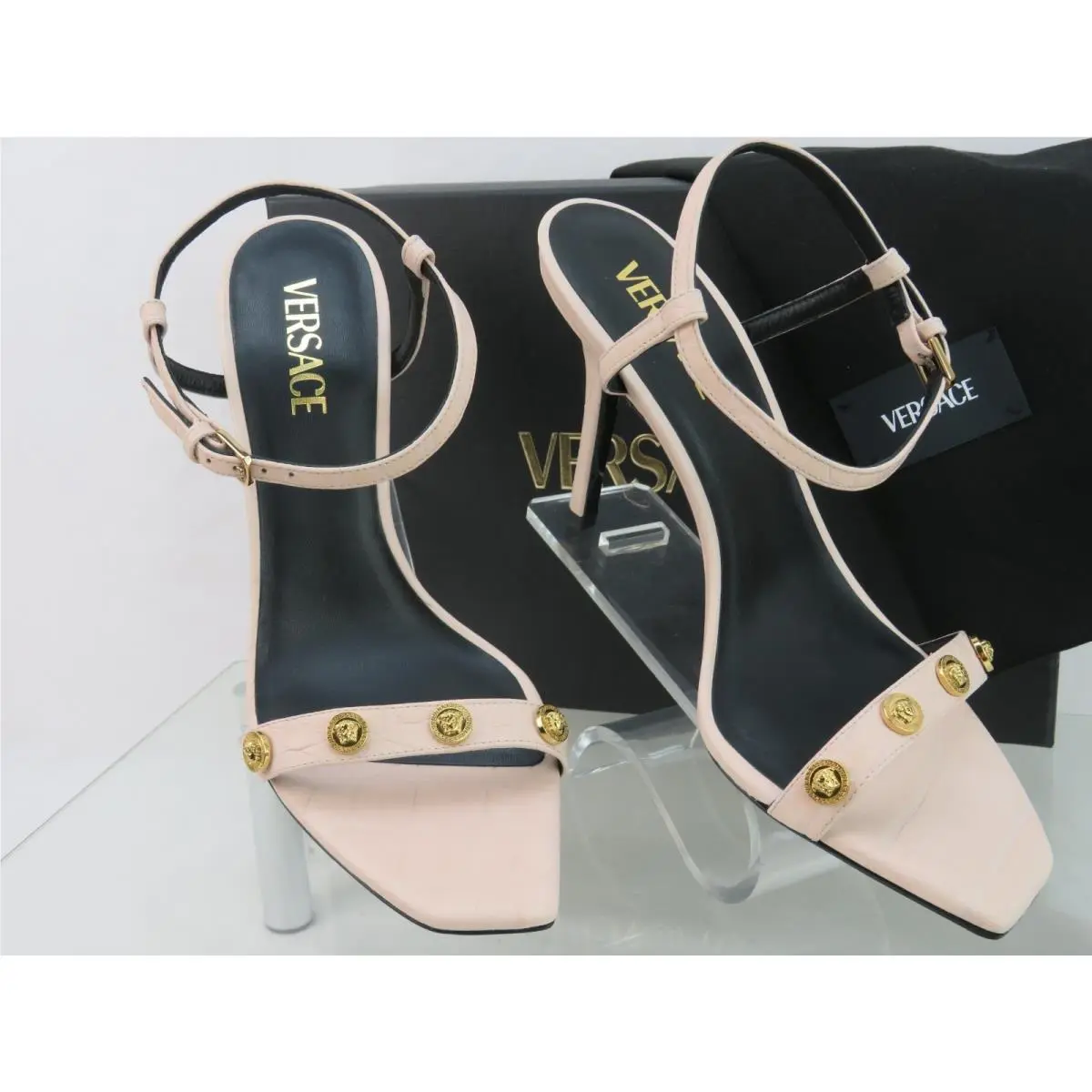 Versace shoes - 1014613 - 1014613 - Pink (UPC: 8056204929175) 0