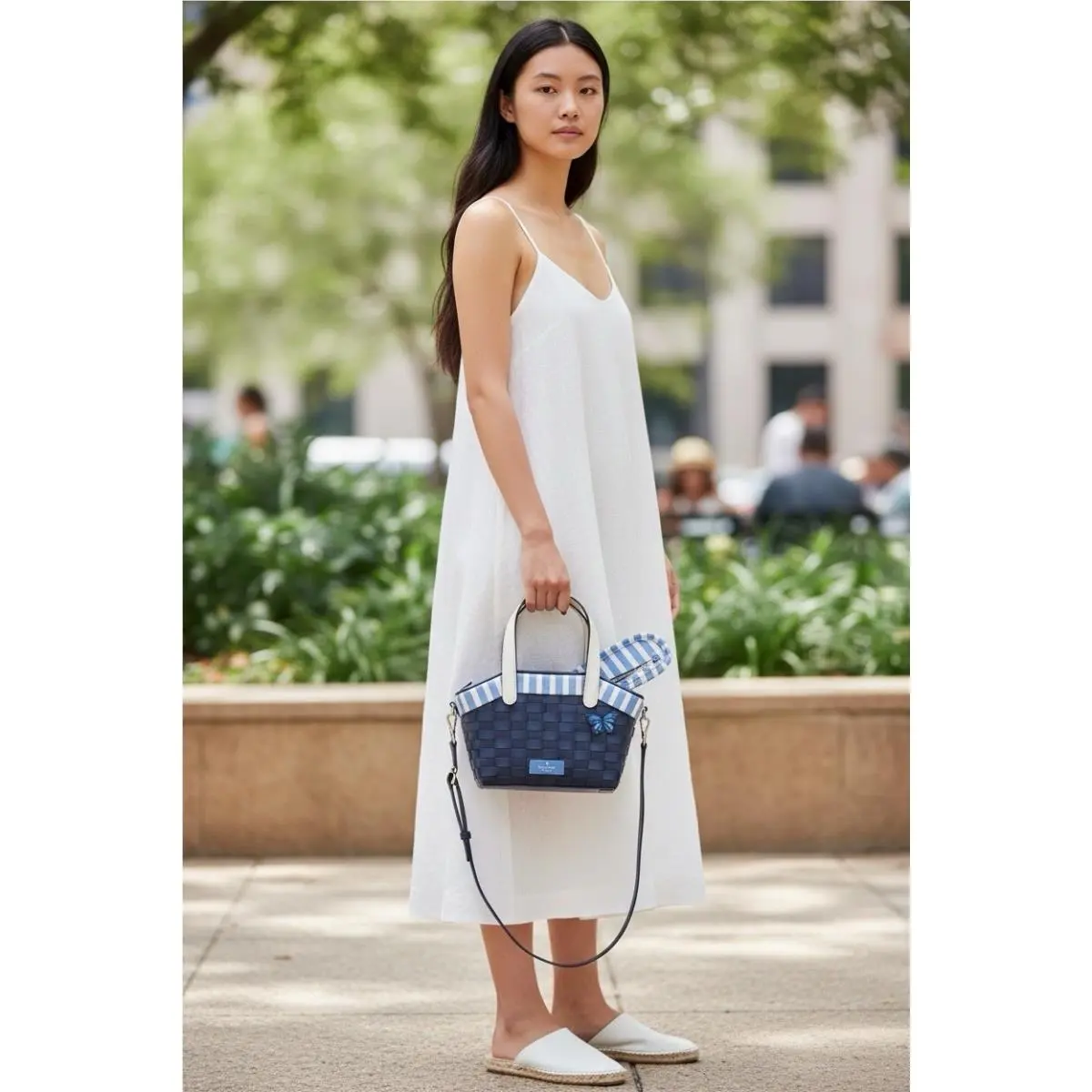Kate Spade Flutter Fly Butterfly Picnic Basket Crossbody Navy KB699