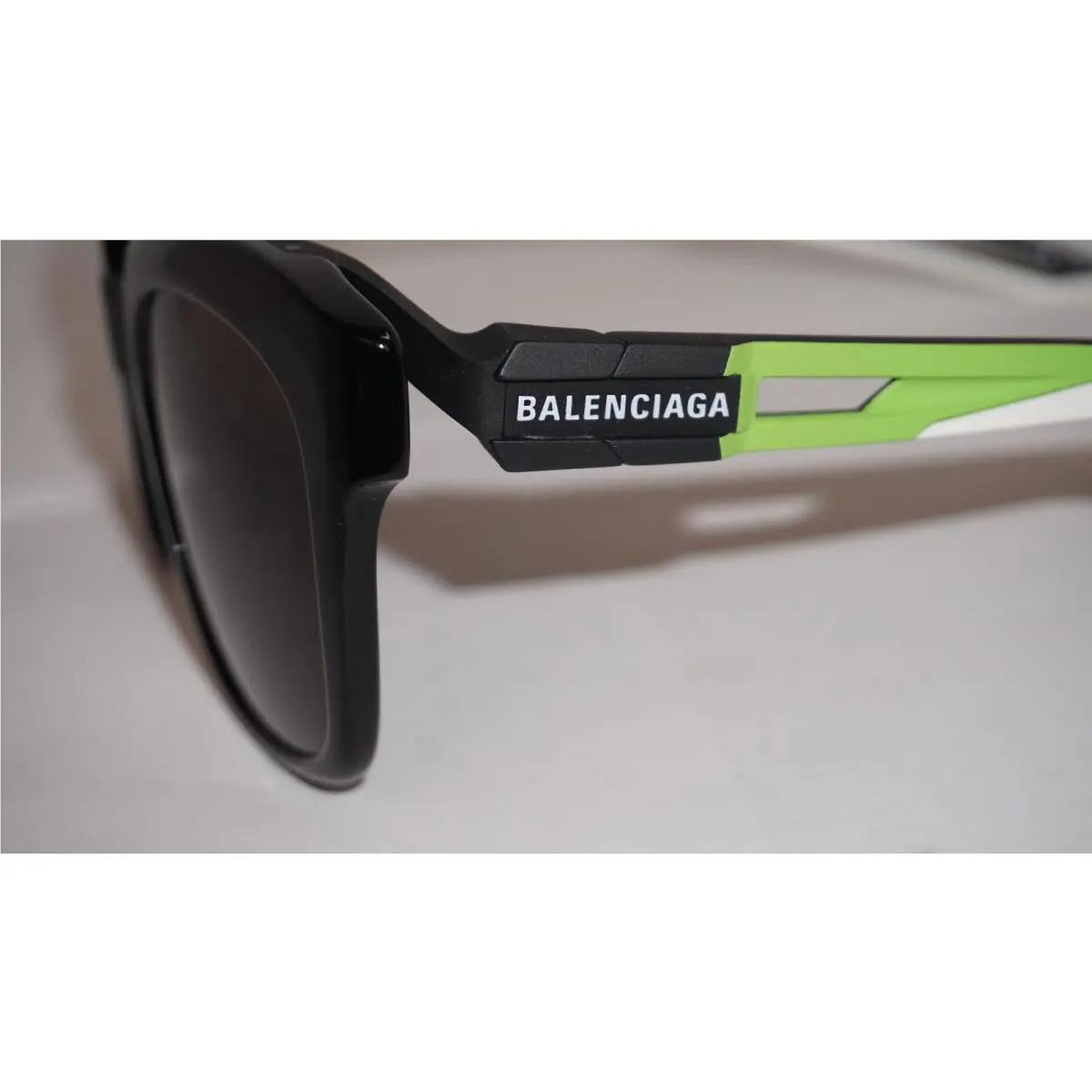 Balenciaga Sunglasses Large Black Green Grey BB0025SA 004 55 19 135
