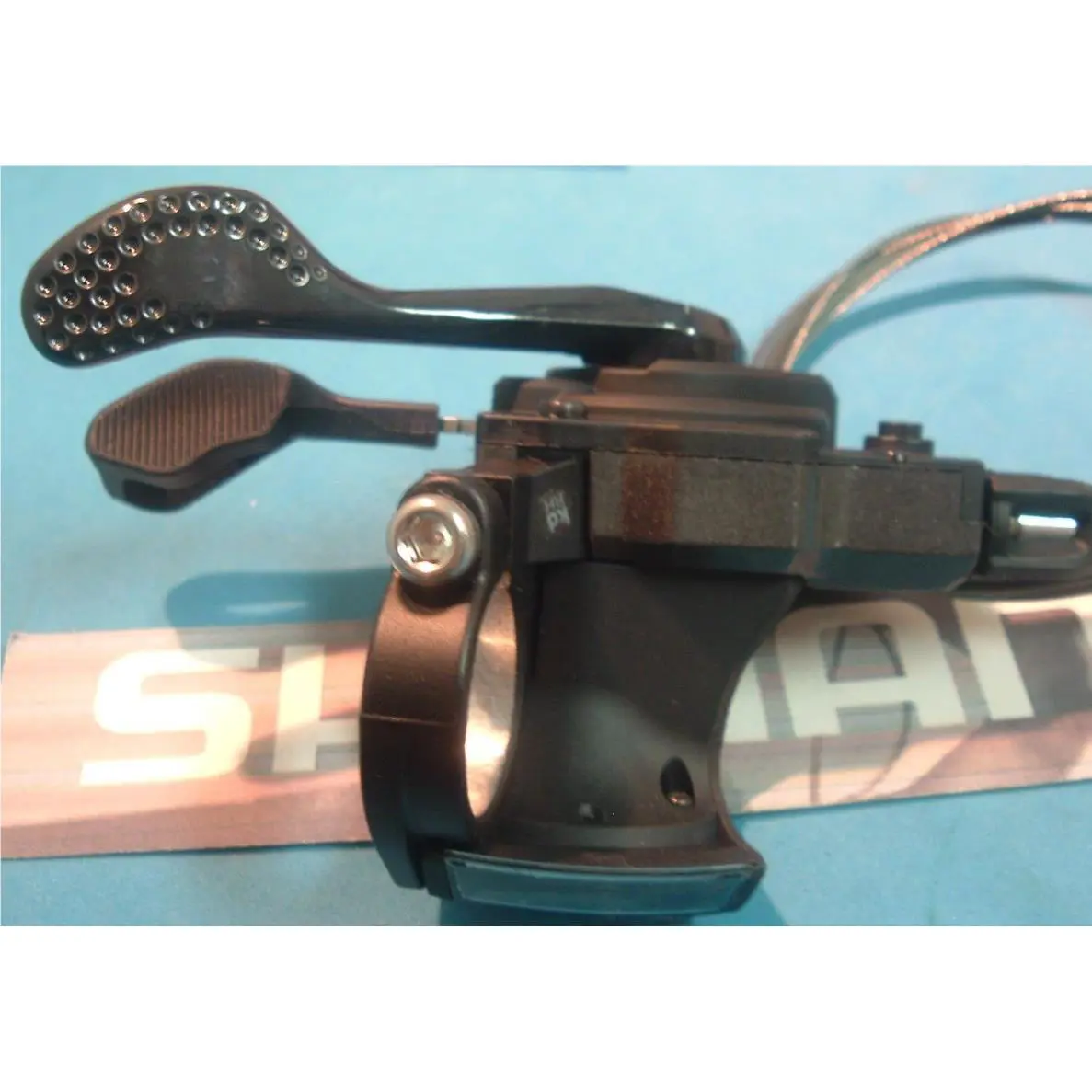 Shimano  - Deore XT M8000 - Deore - SL-M8000 - Black 0