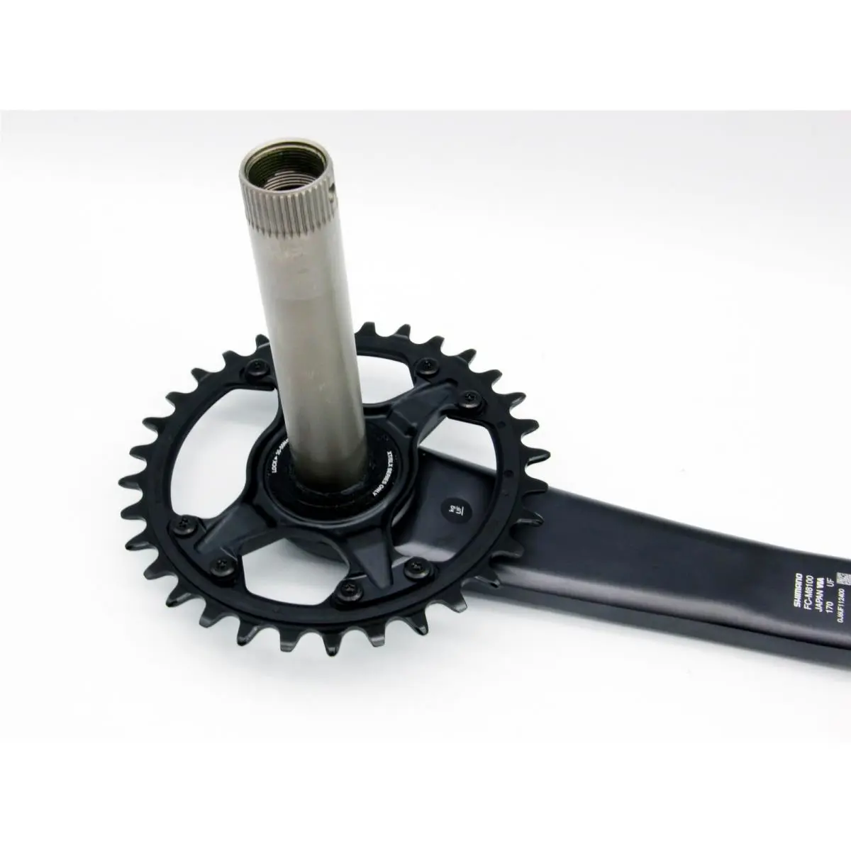 Shimano  - FC-M8100 - FC-M8100-02 - Black 3