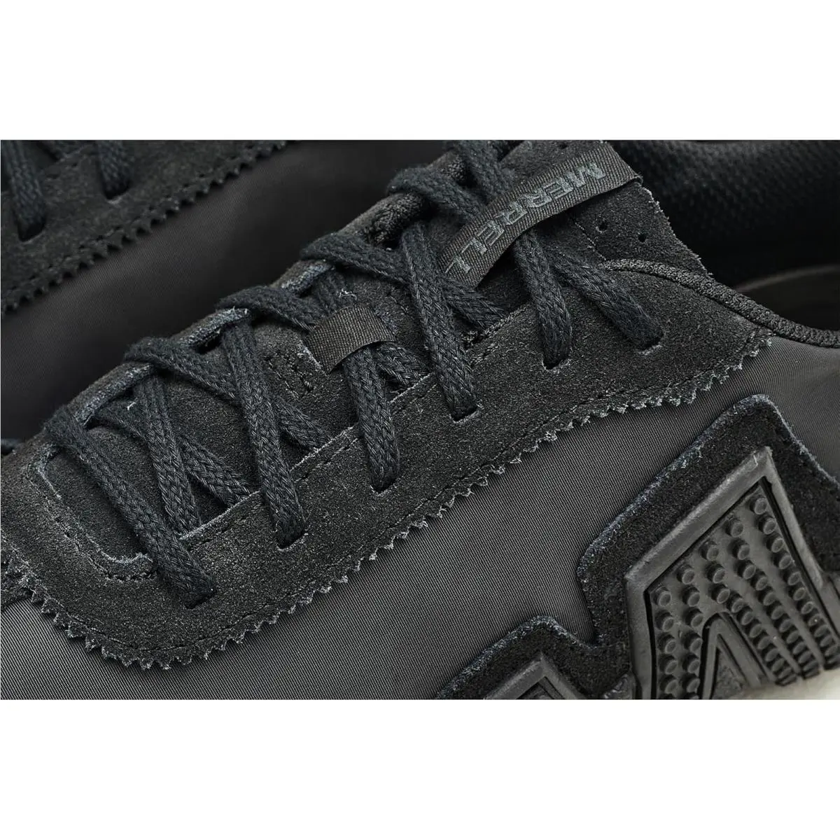 Merrell shoes - Black/Black 4