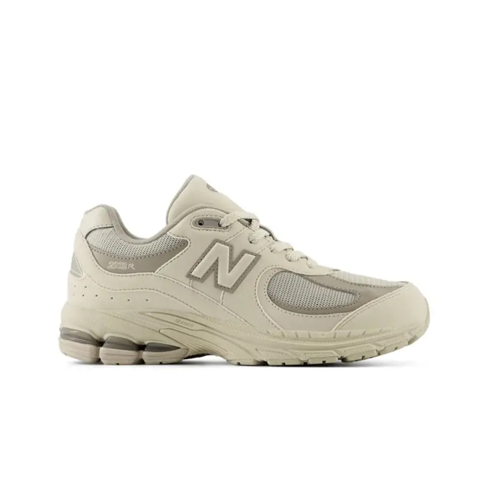 New Balance shoes - GC2002BE - GC2002BE - Grey Brown 3