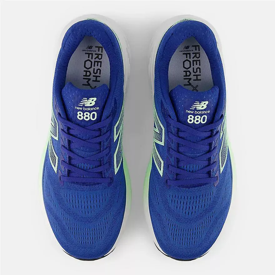 New Balance shoes - Black/White/Reflection 5