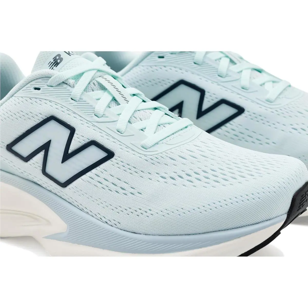 New Balance shoes - Black/Light Silver Metallic 18