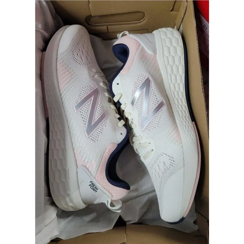 New Balance shoes - New Balance - White 10