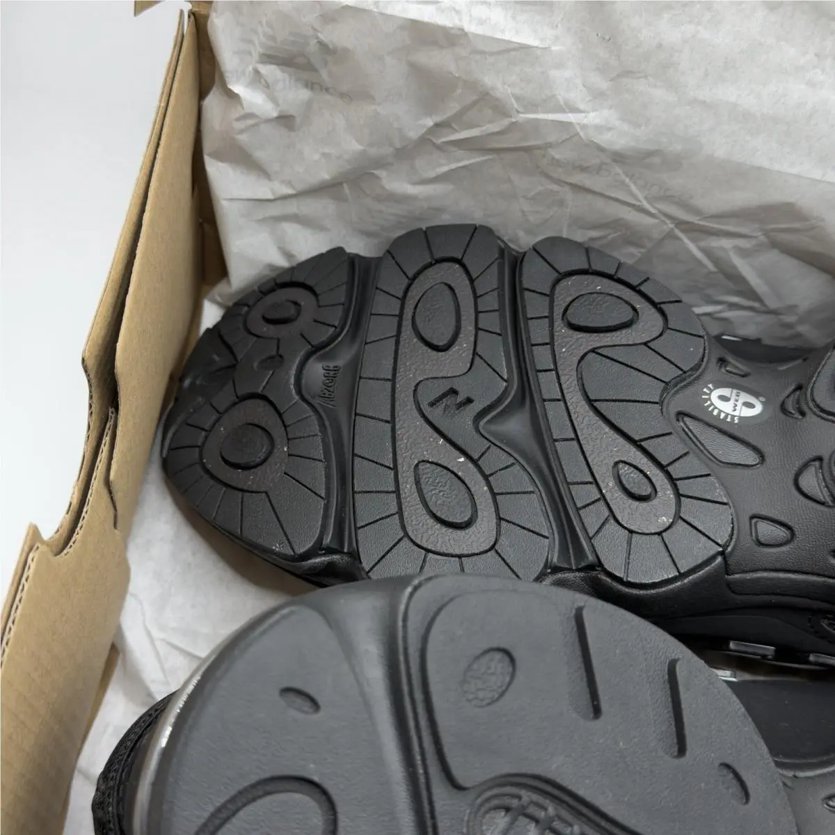 New Balance shoes - New Balance 1000 - M1000B - Black (UPC: 0198686306599) 9