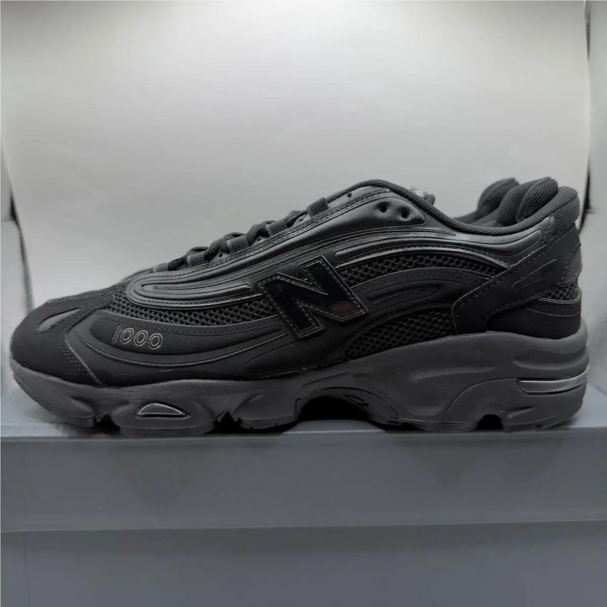 New Balance shoes - New Balance 1000 - M1000B - Black (UPC: 0198686306636) 1