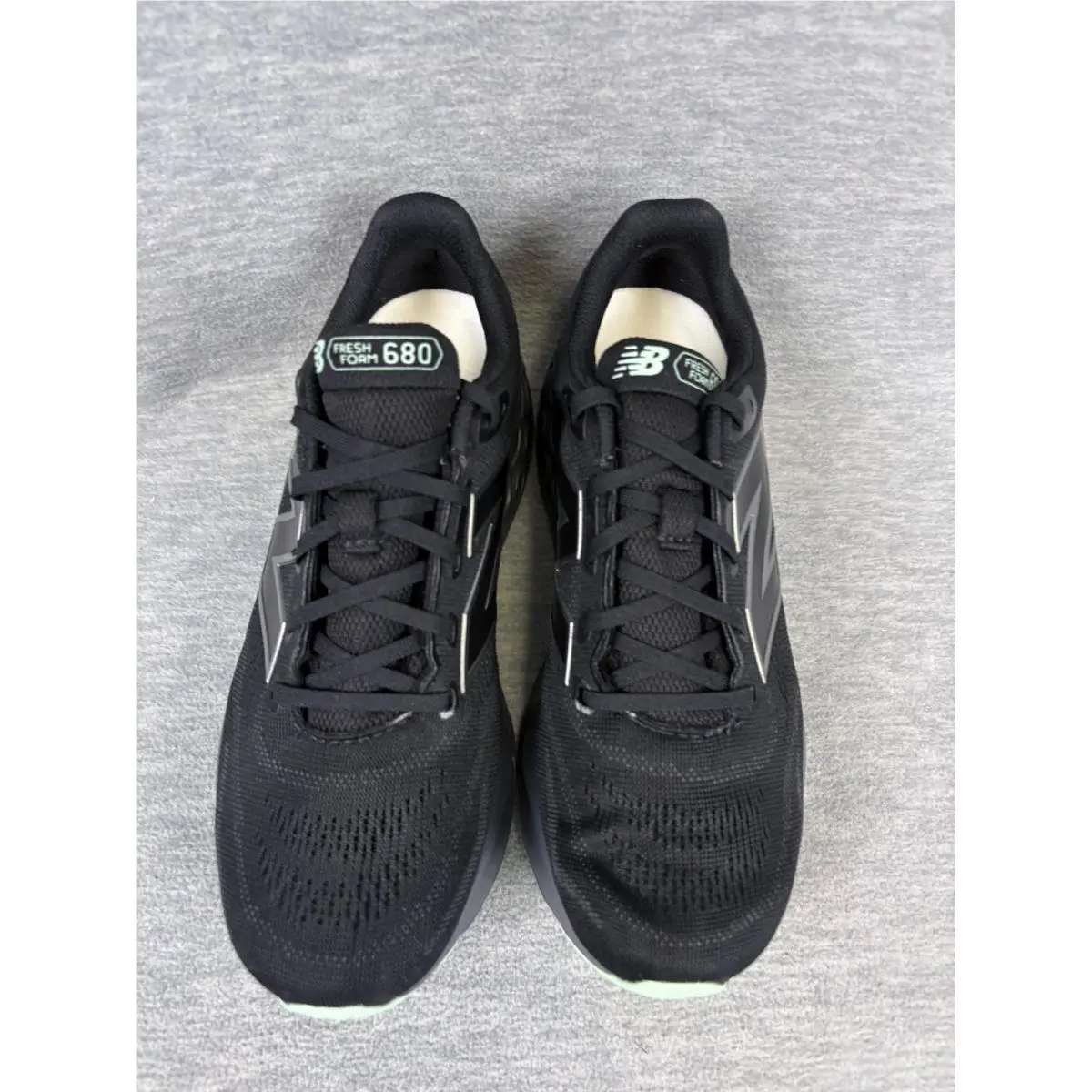 New Balance shoes - New Balance Fresh Foam 680 v8 Waterproof - M680WBK8 - Black 4