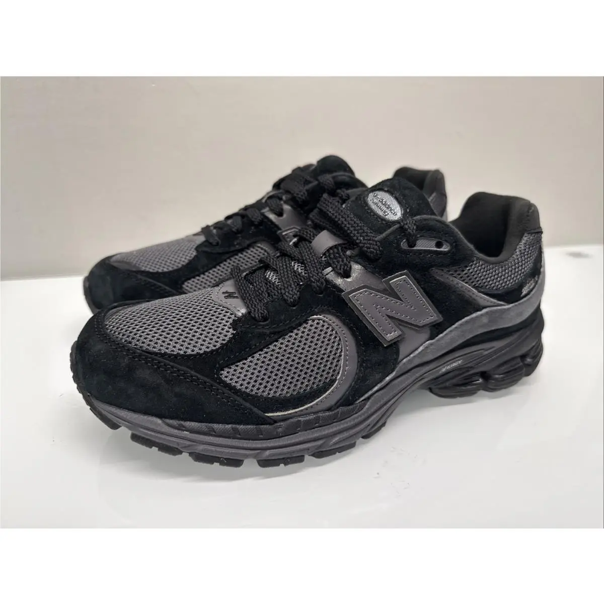 New Balance 2002R Black/grey M2002RBL Men`s 8.5