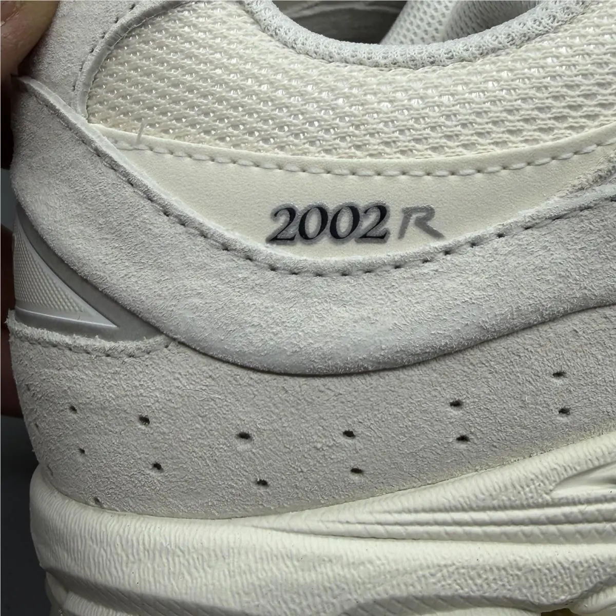 New Balance shoes - New Balance 2002R - U20025PO - White 9