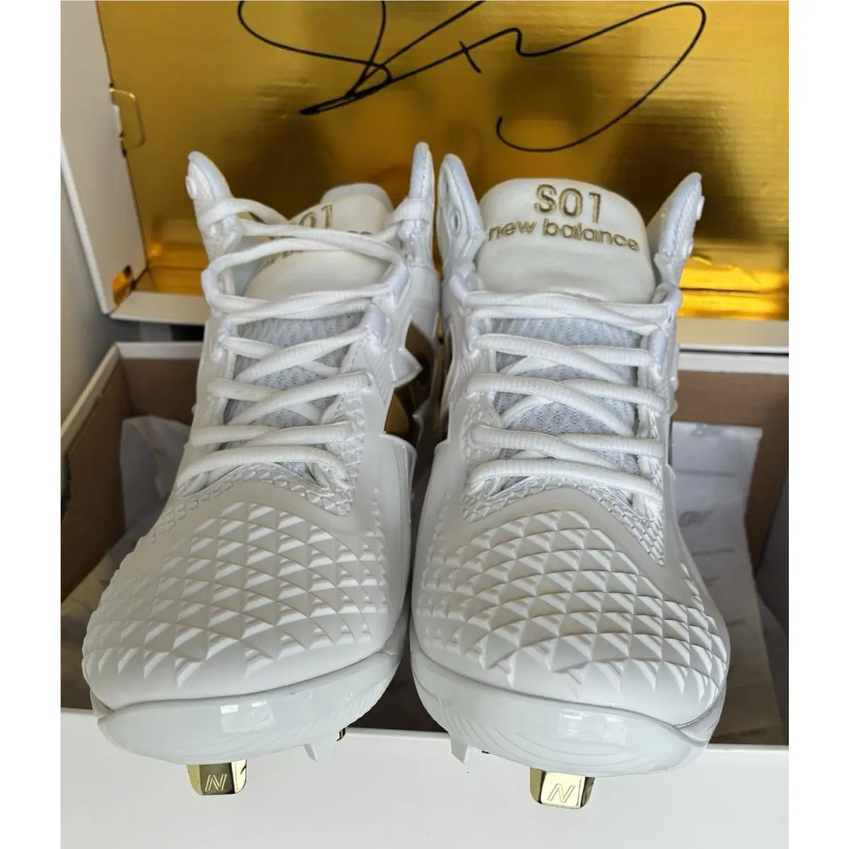 New Balance shoes - New Balance Ohtani 1 - Ohtani - MSHOWT1 - White/Metallic- Gold (UPC: 0197966485740) 2
