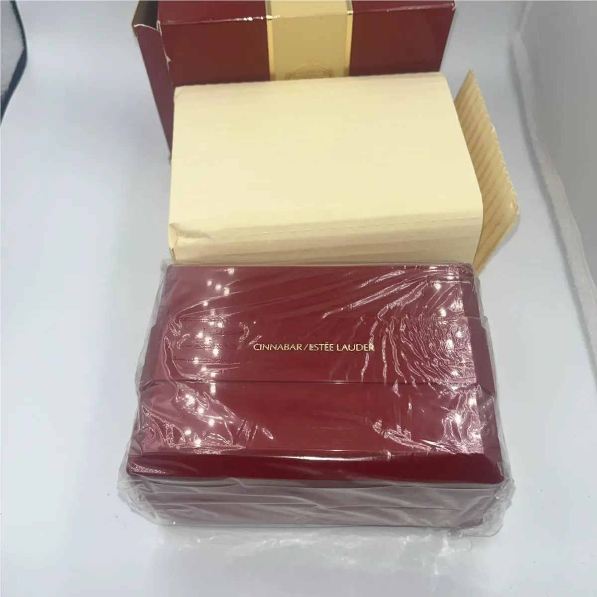 Cinnabar 6 oz Dusting Powder by Estee Lauder - In Package