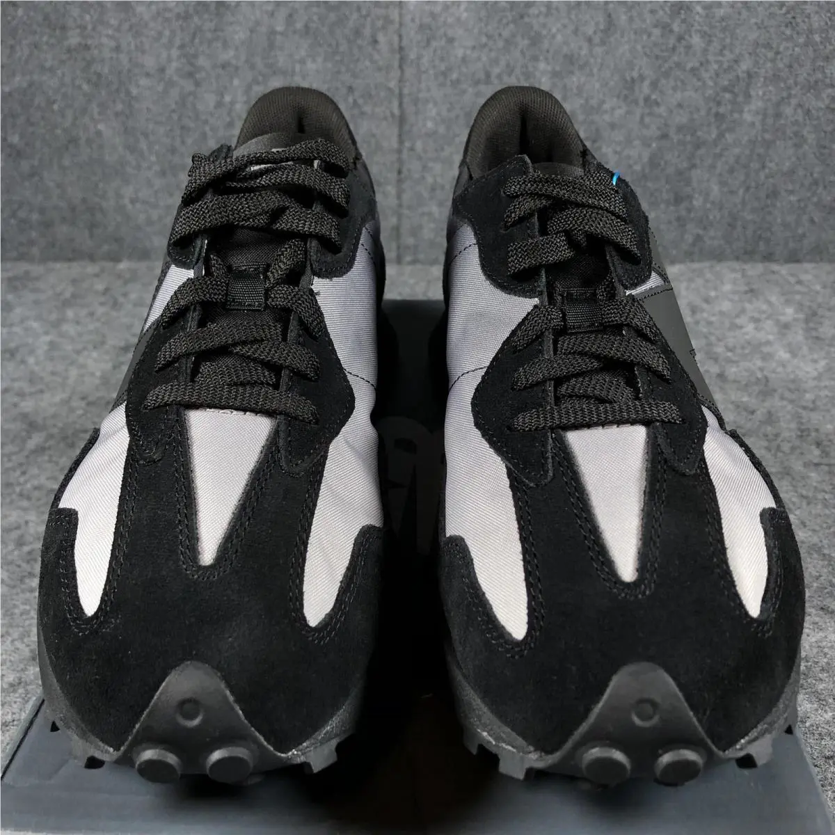 New Balance shoes - New Balance 327 - MS327SB - Black 2