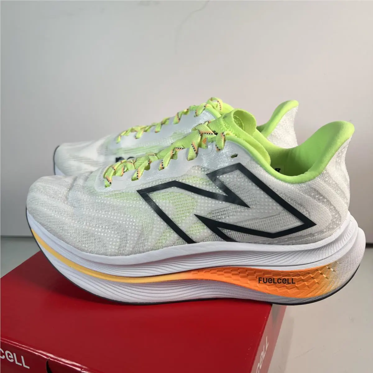 New Balance shoes - New Balance FuelCell SuperComp - FuelCell SuperComp - White 0