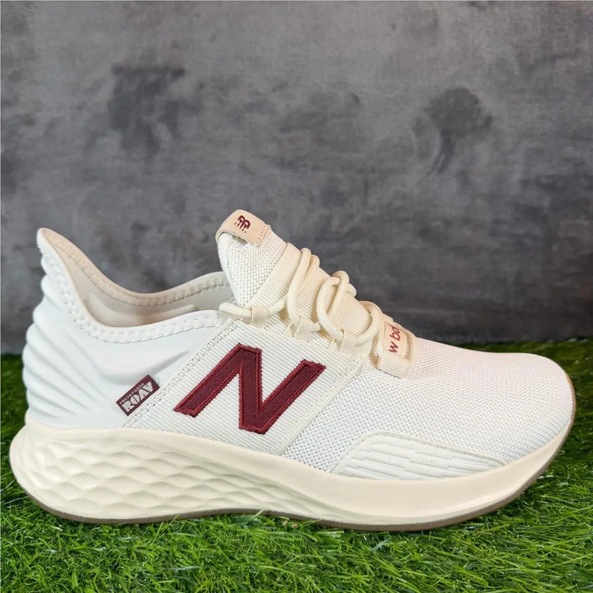 New Balance shoes - New Balance Roav - Roav - White 0