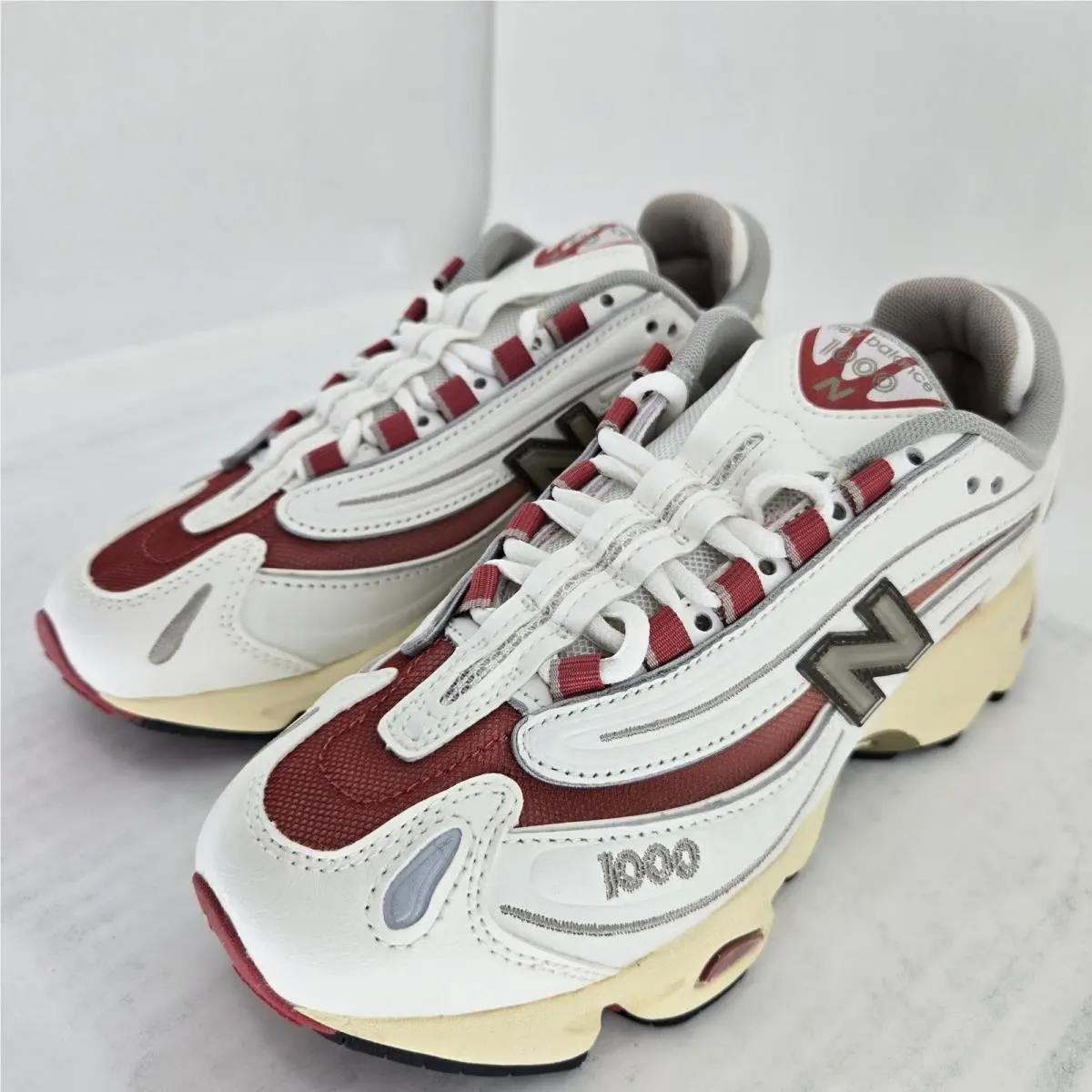 New Balance shoes - New Balance 1000 - M1000CB - White 9