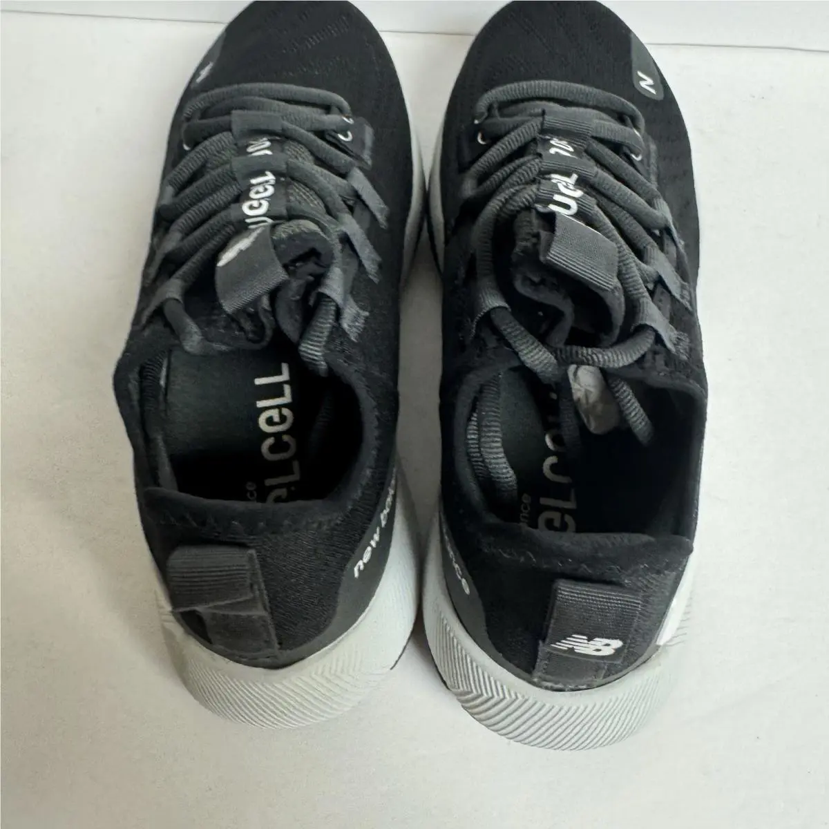 New Balance shoes - New Balance FuelCell V2 - FuelCell - Black 2