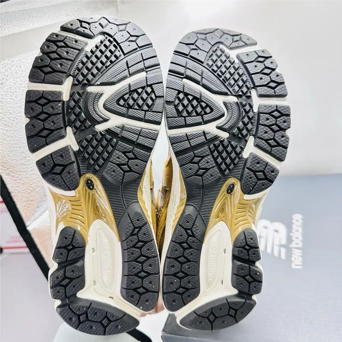 New Balance shoes - 2002R - 2002R - Beige 4