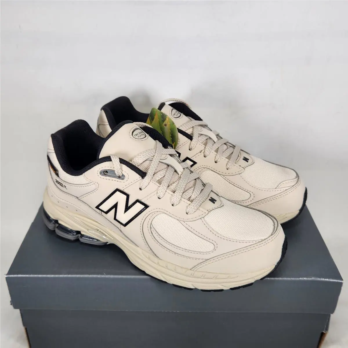 New Balance shoes - 2002R - 2002R - Beige 0