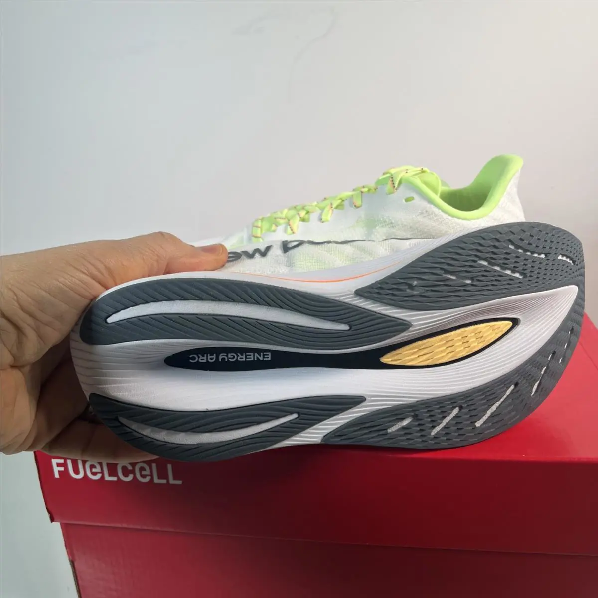 New Balance shoes - New Balance FuelCell SuperComp - FuelCell SuperComp - White 3