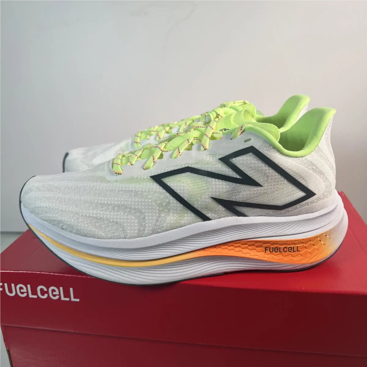 New Balance shoes - New Balance FuelCell SuperComp - FuelCell SuperComp - White 1
