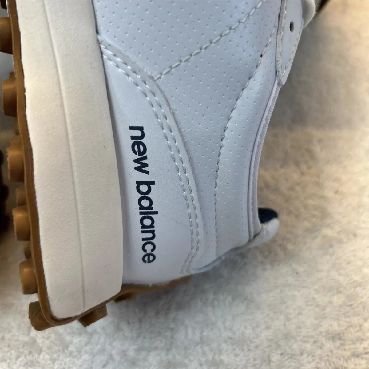 New Balance shoes - New Balance 327 - White Tan Logo 2