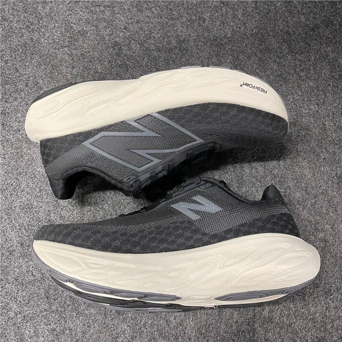 New Balance shoes - VS184518 - vs-184518 - Black (UPC: 197966131517) 4