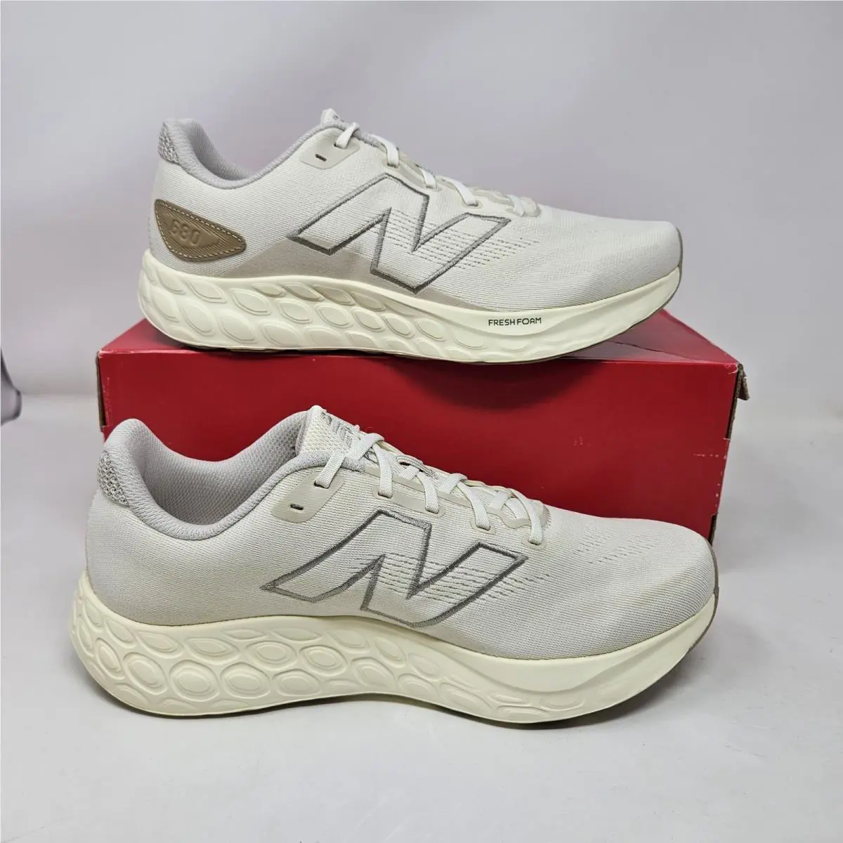New Balance shoes - New Balance Fresh Foam - Fresh Foam - M680RC8 - Beige Brown (UPC: 197968109101) 0
