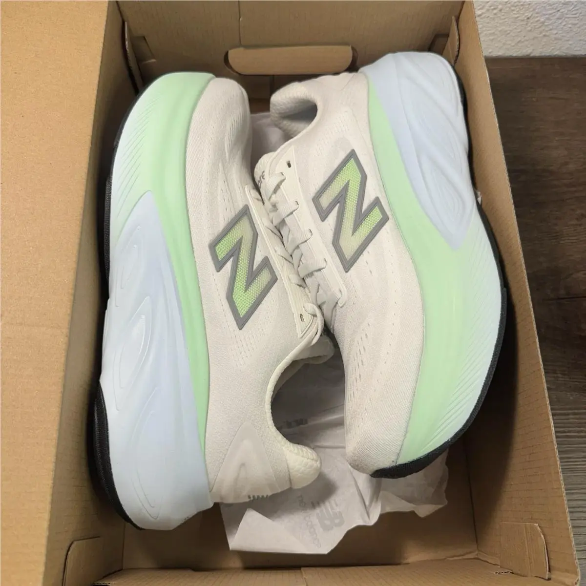 New Balance shoes - New Balance Fresh Foam X More V6 - WMORLD6 - SEA SALT with LAB GREEN and Frosted Glass 1