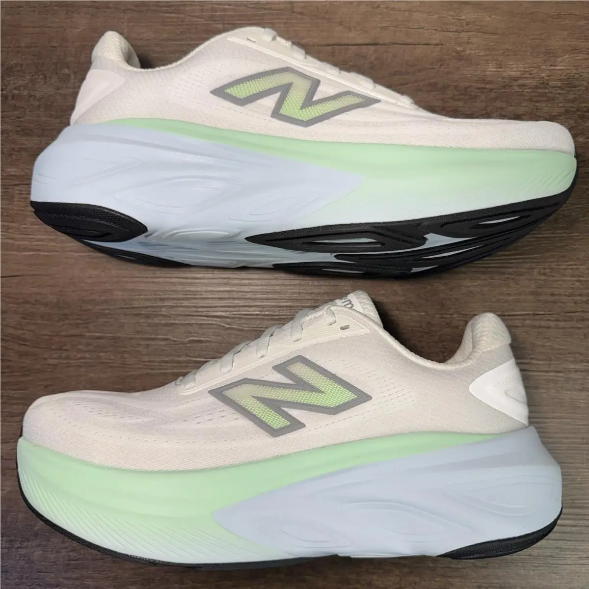 New Balance shoes - New Balance Fresh Foam X More V6 - WMORLD6 - SEA SALT with LAB GREEN and Frosted Glass 3