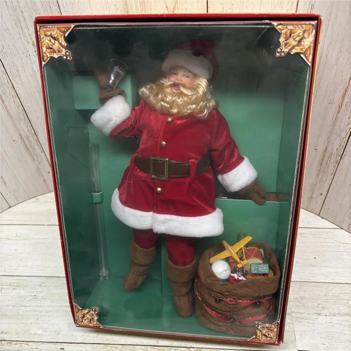 Coca Cola Santa 1948 Hospitality by Mattel 23288 Barbie