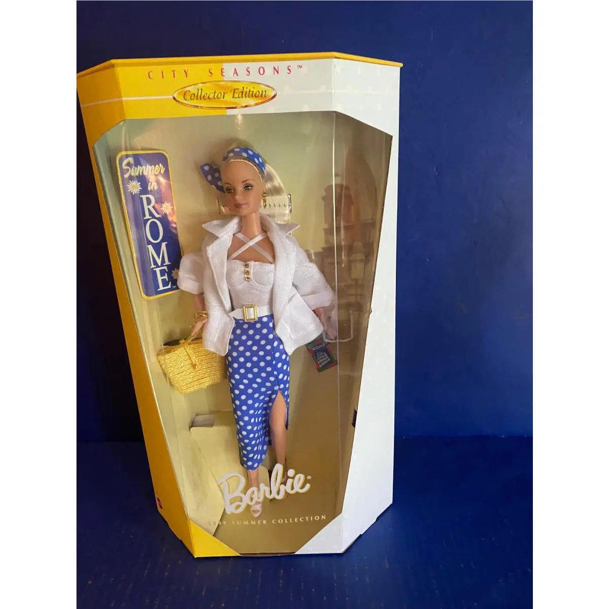 Vintage Barbie Doll 1999 Summer In Rome Collections City Season 19431 Nrfb