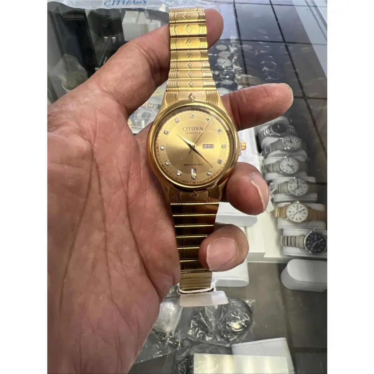 Quartz Unisex Watch Gold Tone 44m 1012-R8230-1HB CZ Stone no Box by Citizen