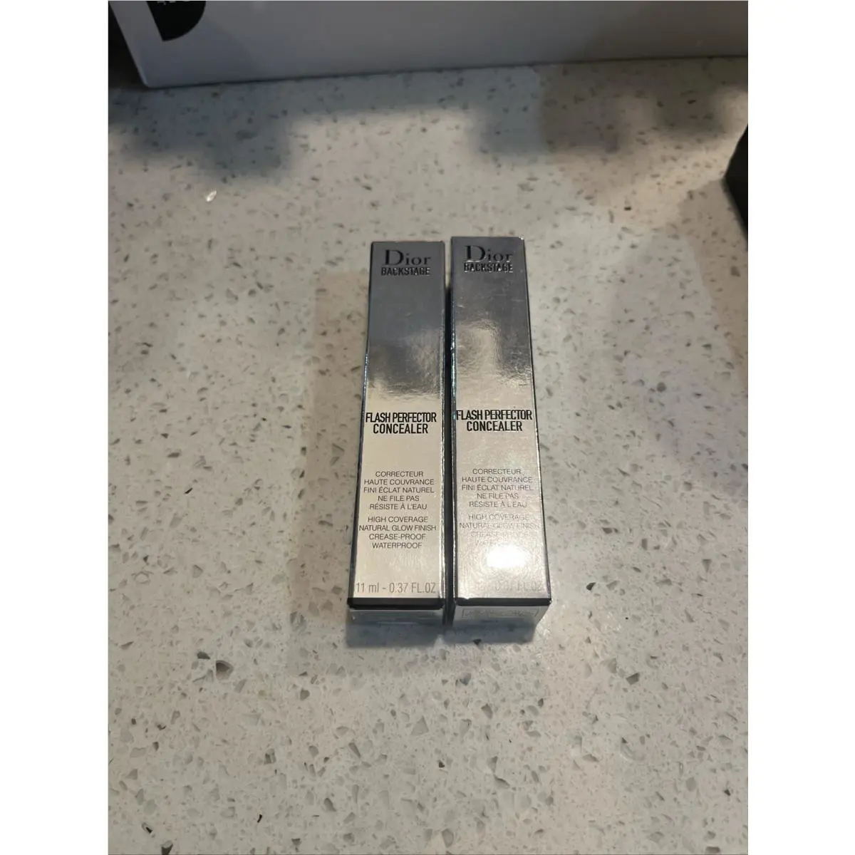 2 Dior Backstage Flash Perfector Concealer 2w 0.37oz/11ml