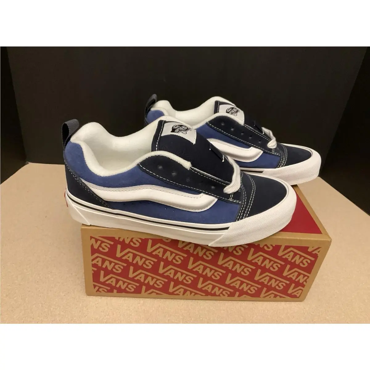 Womens Vans Knu Skool Navy/true White Athletic Shoes. Size 6. Awesome