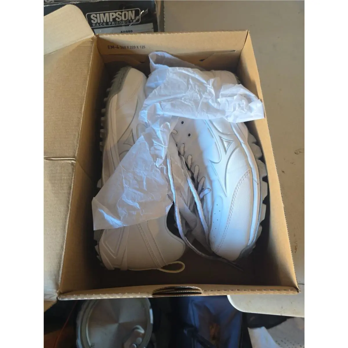 Mizuno shoes - Mizuno Ambition 2 - Ambition - White (UPC: 889961480362) 1