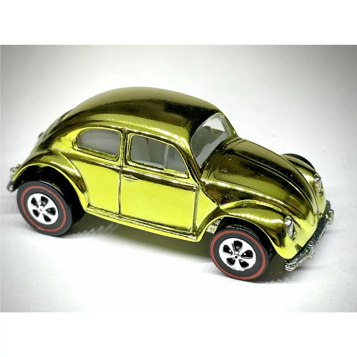 Hot Wheels Volkswagen Beetle Bug Custom Made VW Spectraflame Redline 1:64
