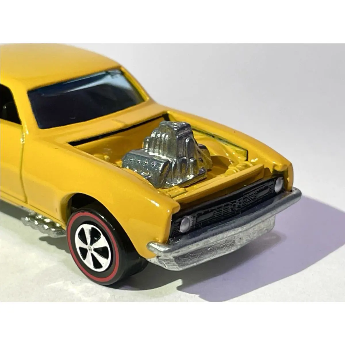 Hot Wheels Custom Made Redline Heavy Chevy Gloss Race Yellow